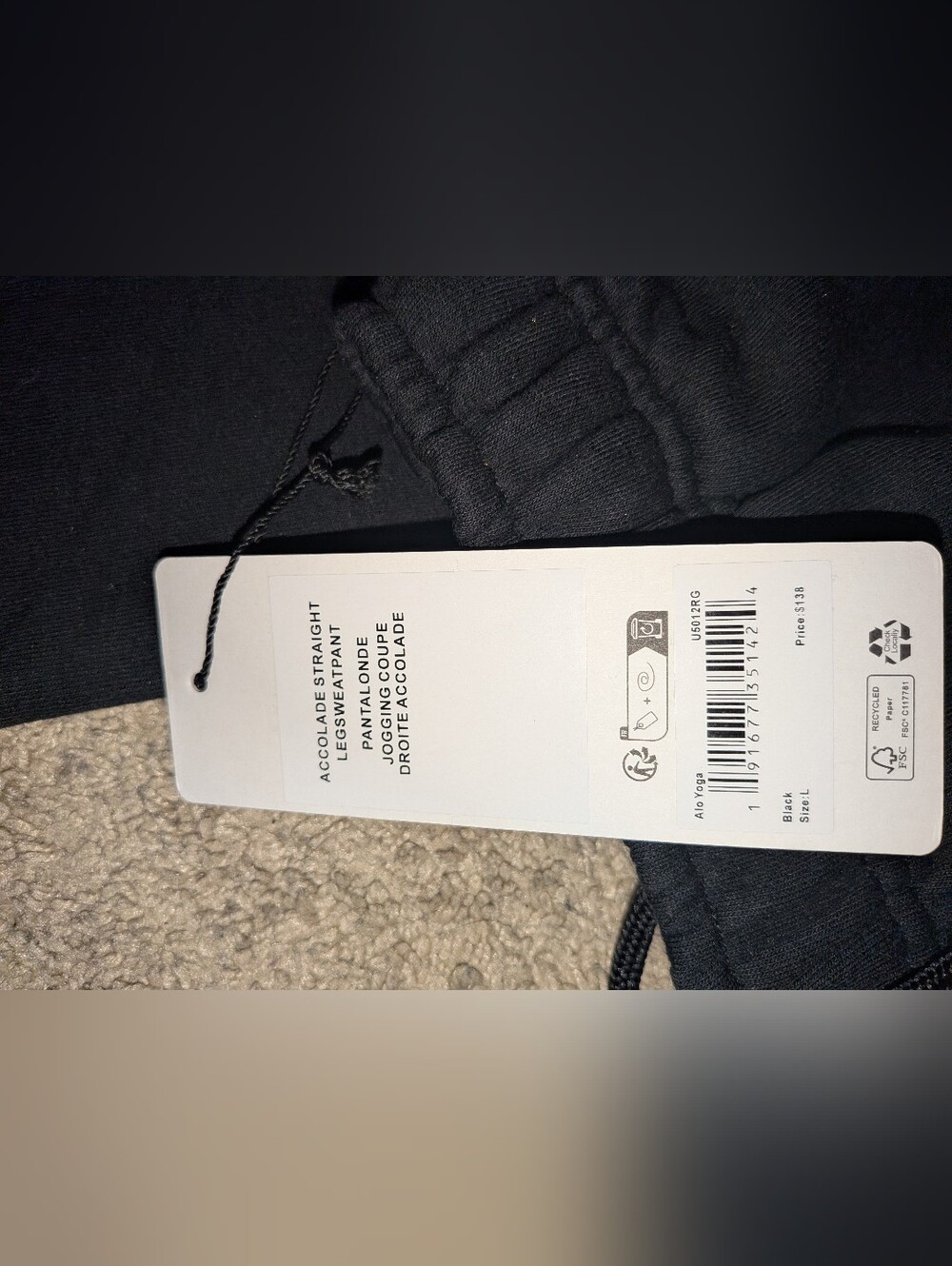 ALO Yoga Accolade Straight Leg Sweatpant NWT size large $138 Black - Picture 4 of 7